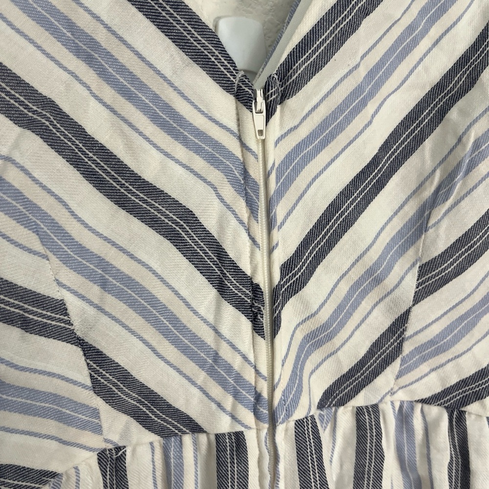 NEW Crystal Sky Blue White Jumpsuit Striped Wide Leg Flowy Cropped Romper Sz S - Picture 7 of 12